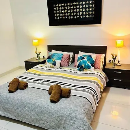 Seaside Spinola Apt In St Julians, Queen Beds Saint Julian's Exterior photo