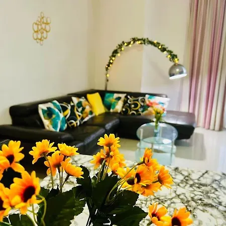 Seaside Spinola Apt In St Julians, Queen Beds Saint Julian's Exterior photo