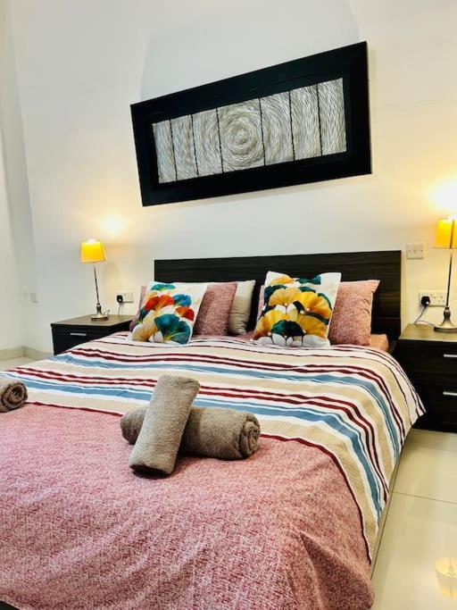 Seaside Spinola In St Julians, Queen Beds Apartamento *